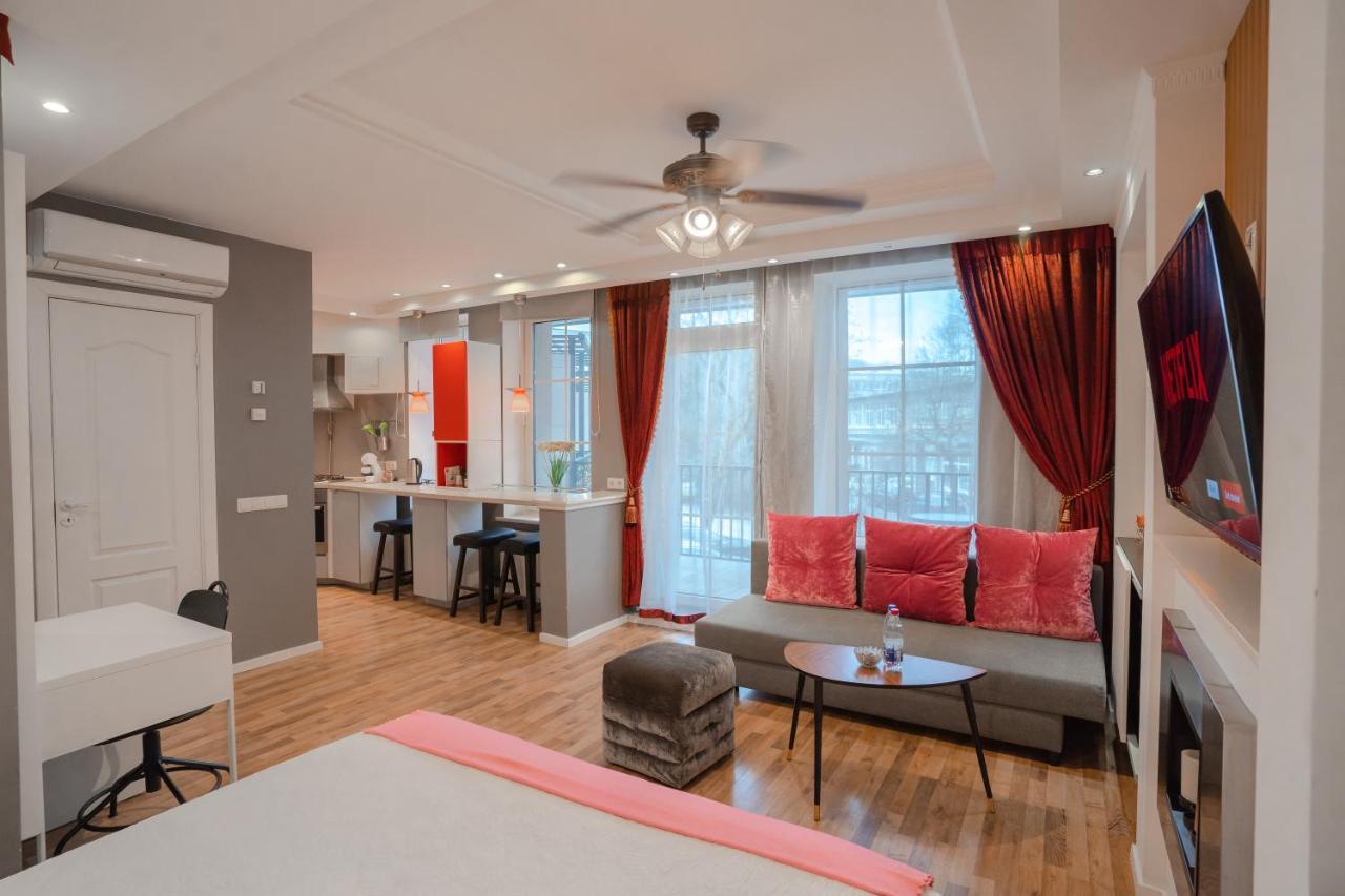 Alpetri Apartments Каунас Екстериор снимка